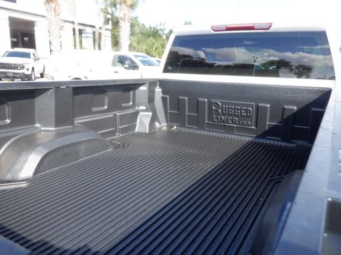 Used 2024 Chevrolet Silverado 2500 W/T w/ WT Fleet Convenience Package image 7