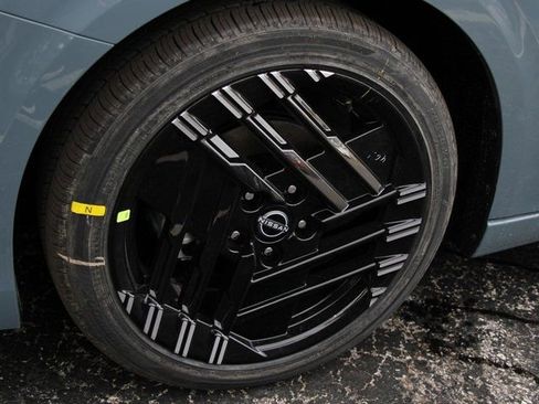 New 2026 Nissan Sentra SR w/ Floor Mat Package image 30