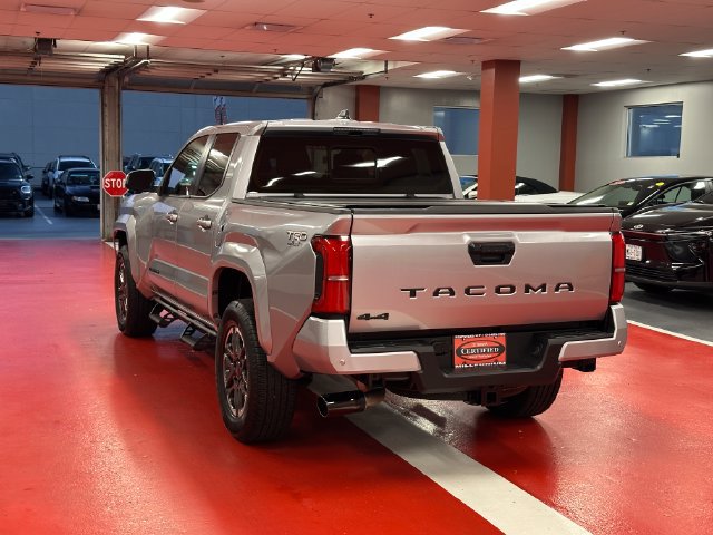 Certified 2026 Toyota Tacoma TRD Sport w/ TRD Sport Upgrade Package AWD/4WD image 5