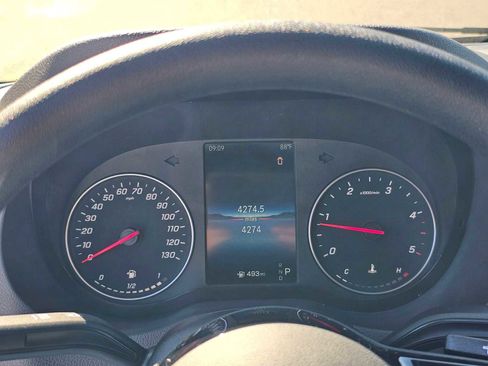 Used 2025 Mercedes-Benz Sprinter 2500 image 25