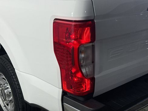 Used 2020 Ford F250 XL w/ Power Equipment Group image 35