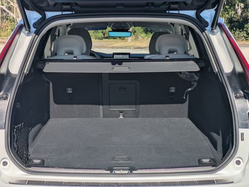 New 2026 Volvo XC60 T8 Ultra w/ Protection Package Premier AWD/4WD image 13