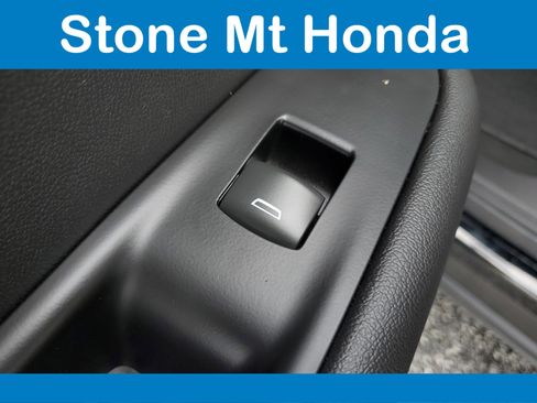 Used 2025 Chevrolet Blazer RS image 16