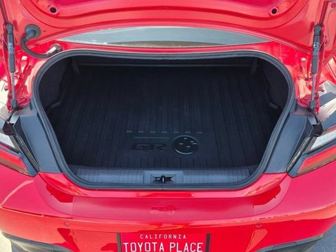 Used 2022 Toyota GR86 w/ ALL Weather Mat Package (TMS) RWD image 10