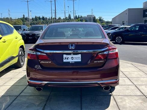 Used 2016 Honda Accord Sport image 11