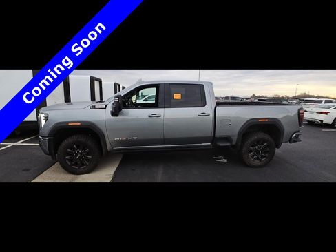 Used 2024 GMC Sierra 3500 AT4 w/ AT4 Premium Plus Package image 17