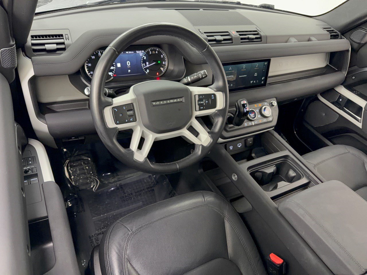 Used 2023 Land Rover Defender 90 S AWD/4WD image 4