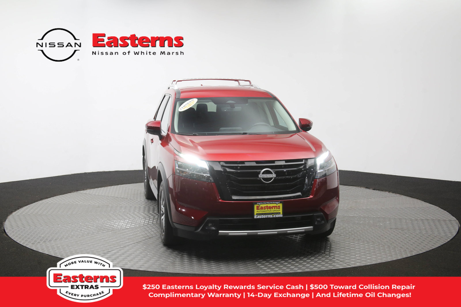 Used 2023 Nissan Pathfinder SL w/ Lighting Package (N92) AWD/4WD image 47