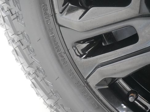 Used 2022 GMC Sierra 3500 Denali w/ Denali Black Diamond Edition AWD/4WD image 38