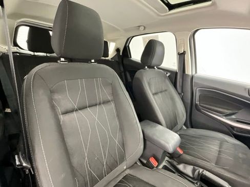 Used 2022 Ford EcoSport SE w/ SE Convenience Package image 14