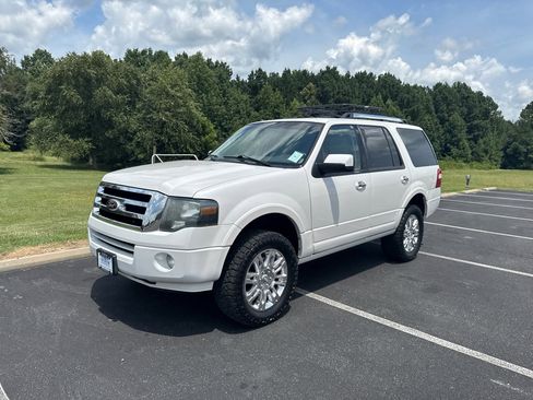Used 2011 Ford Expedition Limited image 21