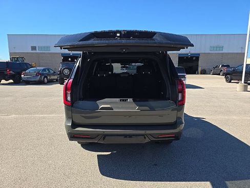 Used 2025 Ford Expedition Tremor AWD/4WD image 6
