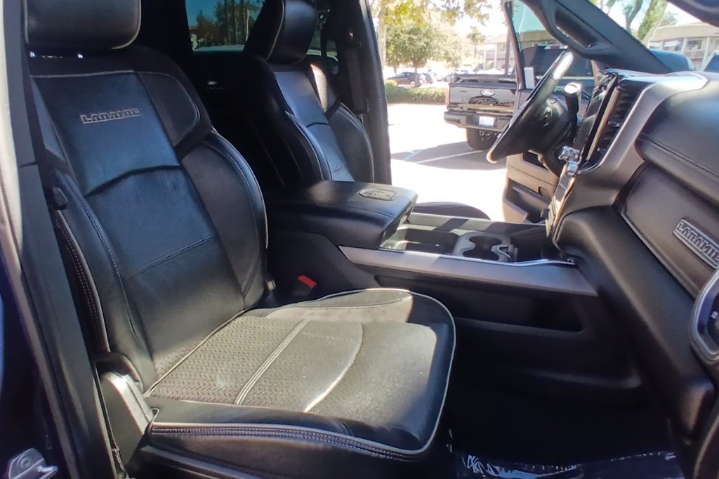 Used 2022 RAM 2500 Laramie w/ Night Edition AWD/4WD image 13