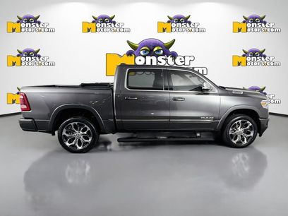 Used 2022 RAM 1500 Limited w/ Body-Colour Bumper Group