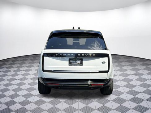 Certified 2022 Land Rover Range Rover Long Wheelbase SE AWD/4WD image 10