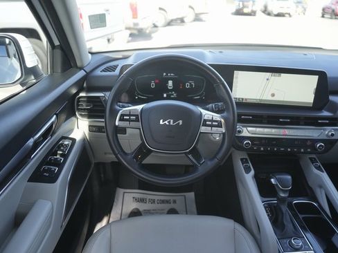 Used 2023 Kia Telluride S image 21