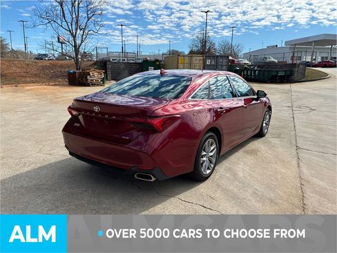 Used 2022 Toyota Avalon XLE image 6