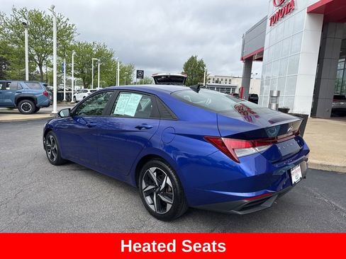 Used 2023 Hyundai Elantra SEL w/ Convenience Package FWD image 5