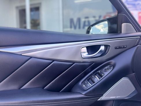 Used 2017 INFINITI Q50 3.0t Premium w/ 3.0T Premium Plus Package RWD image 39