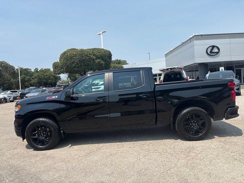 Used 2024 Chevrolet Silverado 1500 RST w/ Convenience Package II AWD/4WD image 2