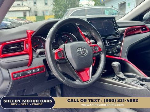 Used 2022 Toyota Camry XSE AWD/4WD image 8