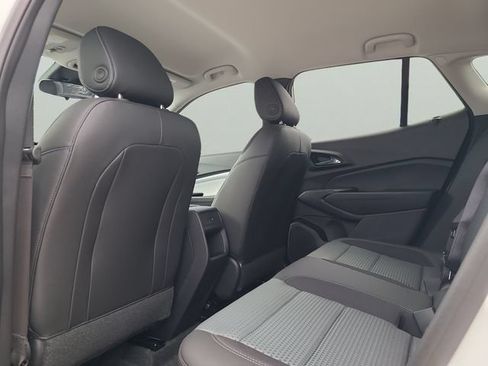New 2026 Chevrolet Trax LT w/ Midnight Edition FWD image 10