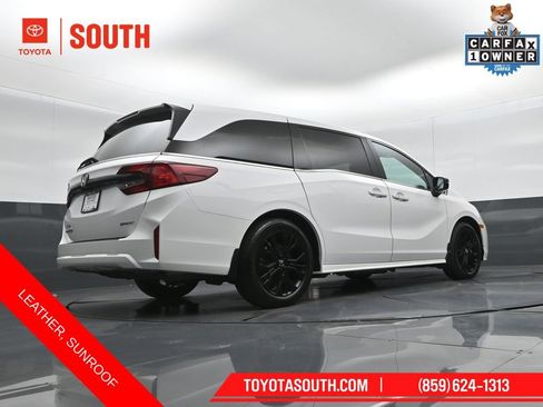 Used 2025 Honda Odyssey Sport-L image 43
