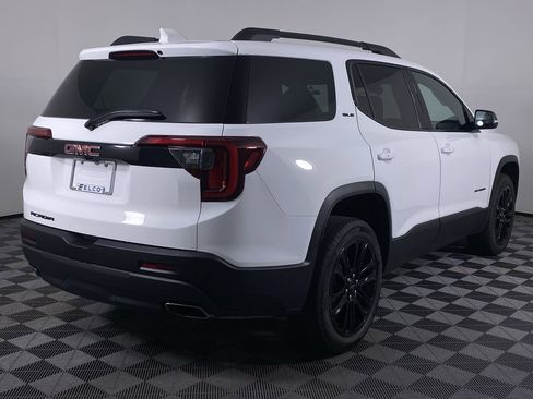 Certified 2023 GMC Acadia SLE w/ Driver Convenience Package image 18