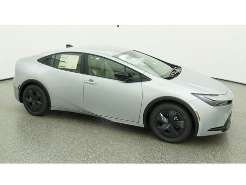 New 2026 Toyota Prius LE FWD image 12