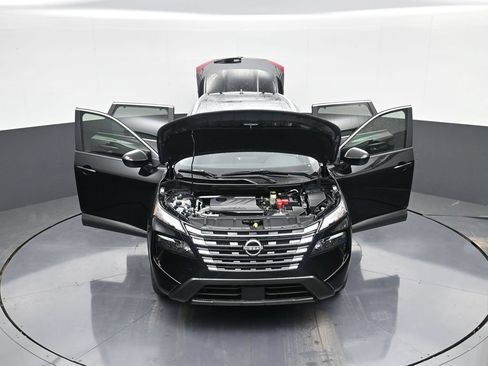 Used 2025 Nissan Rogue SV w/ SV Premium Package FWD image 29