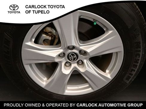 Used 2022 Toyota Highlander L image 36