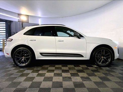 Certified 2023 Porsche Macan Turbo AWD/4WD image 8