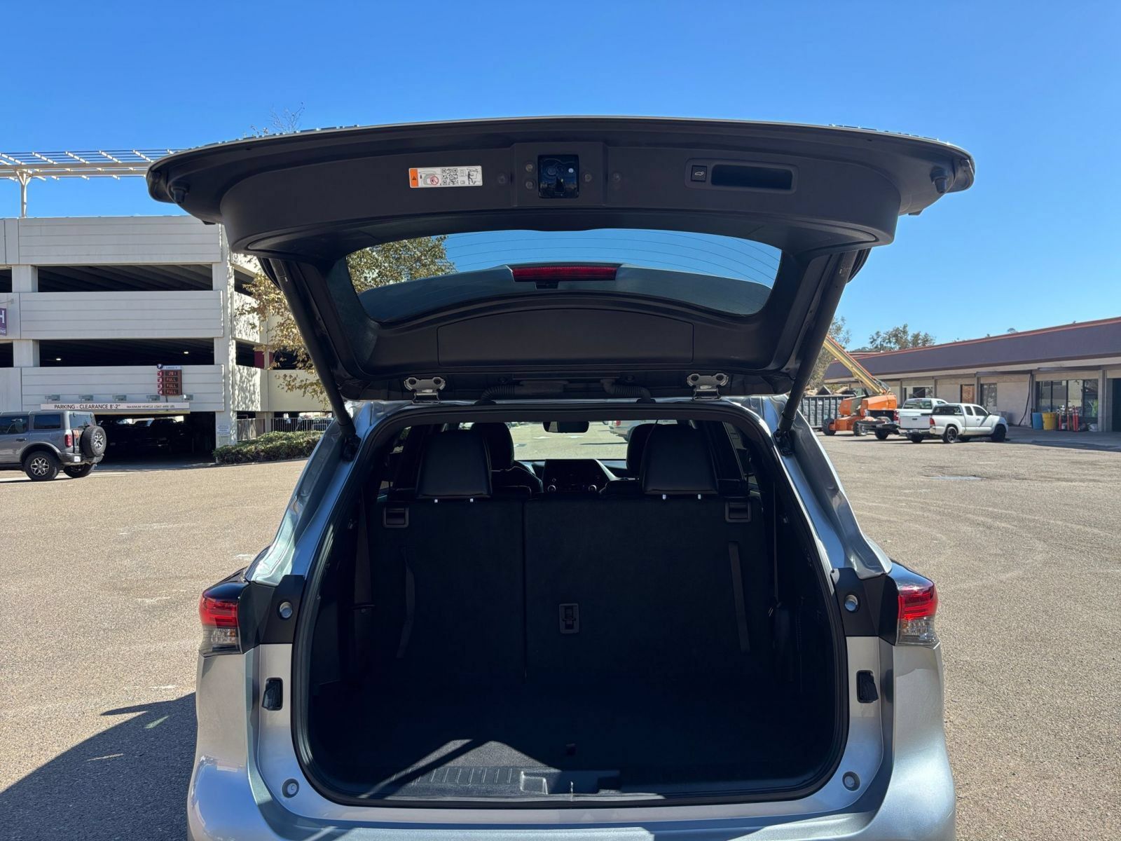 Used 2025 Toyota Highlander XSE AWD/4WD image 33