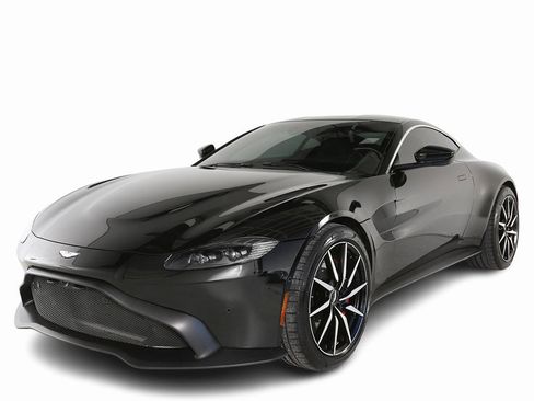 Used 2020 Aston Martin V8 Vantage Coupe image 3