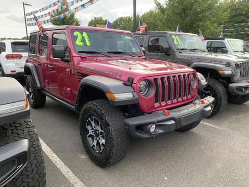 Used 2021 Jeep Wrangler Unlimited Rubicon w/ Dual Top Group AWD/4WD image 4