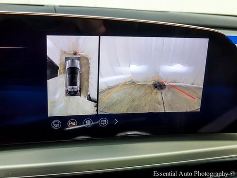 New 2026 Cadillac Lyriq Signature Sport image 15