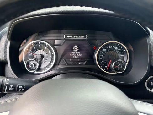 Used 2020 RAM 1500 Big Horn AWD/4WD image 16