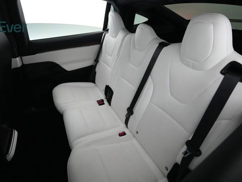 Used 2023 Tesla Model X AWD/4WD image 24