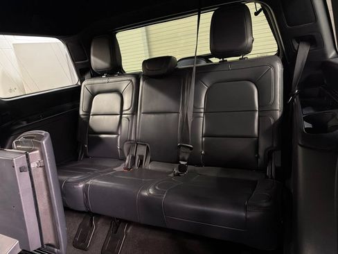 Used 2022 Lincoln Navigator Reserve w/ Equipment Group 201A AWD/4WD image 31