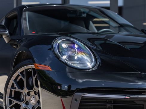 Certified 2021 Porsche 911 Carrera RWD image 19