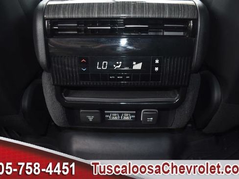 Used 2022 Jeep Wagoneer Series II RWD image 31