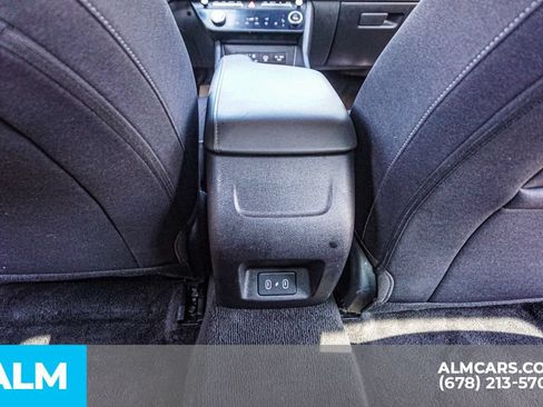 Used 2024 Hyundai Sonata SEL FWD image 30