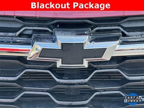 Used 2024 Chevrolet Trax LT w/ LPO, Blackout Package image 33