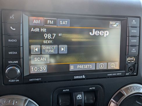 Used 2018 Jeep Wrangler Altitude image 27