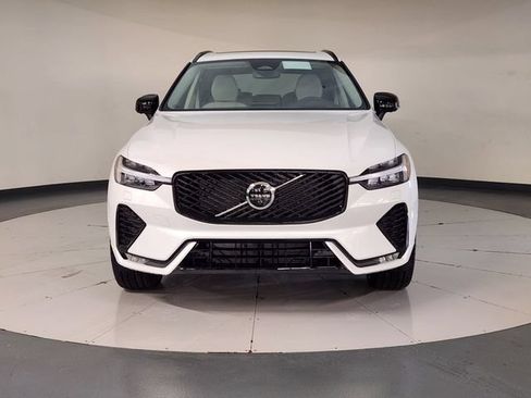 New 2026 Volvo XC60 B5 Ultra w/ Protection Package Premier AWD/4WD image 9