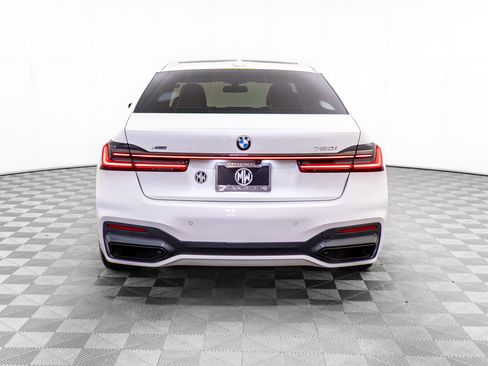 Used 2020 BMW 750i xDrive image 4
