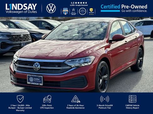 Certified 2024 Volkswagen Jetta SE w/ Panoramic Sunroof Package image 4