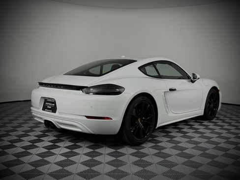 New 2025 Porsche 718 Cayman image 9