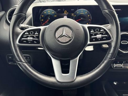 Used 2021 Mercedes-Benz GLA 250 4MATIC image 23
