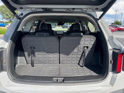 Certified 2024 Kia Sorento EX FWD image 10